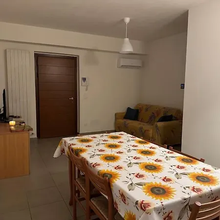 Borgo Antico Di Polercia Apartment